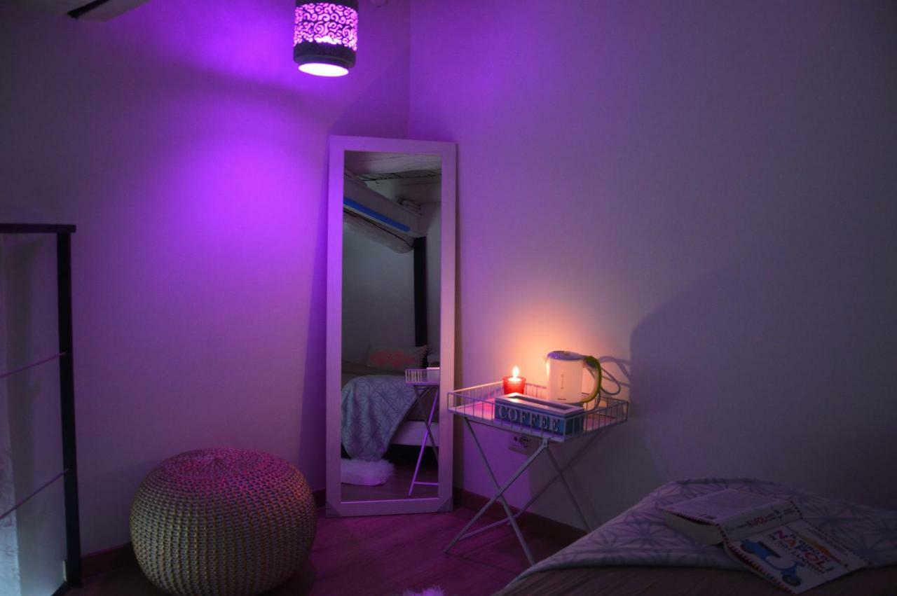 Casa Vacanze Sapienza 29 Napoli Esterno foto