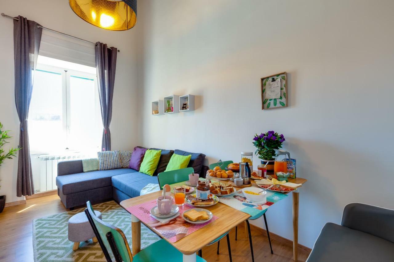 Casa Vacanze Sapienza 29 Napoli Esterno foto